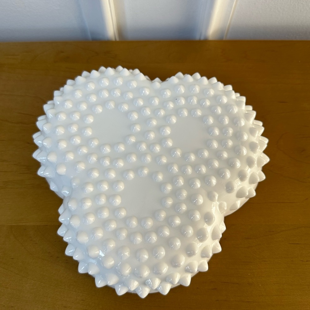 Fenton Milk Glass - Picture 3 of 3
